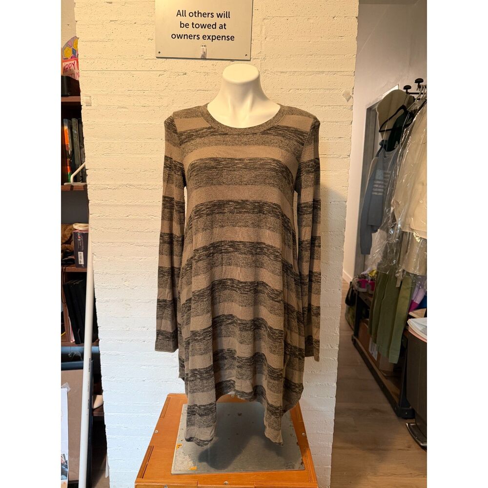 Boho-Chic BDG Long Sleeve Lightweight Asymmetric Dress Med